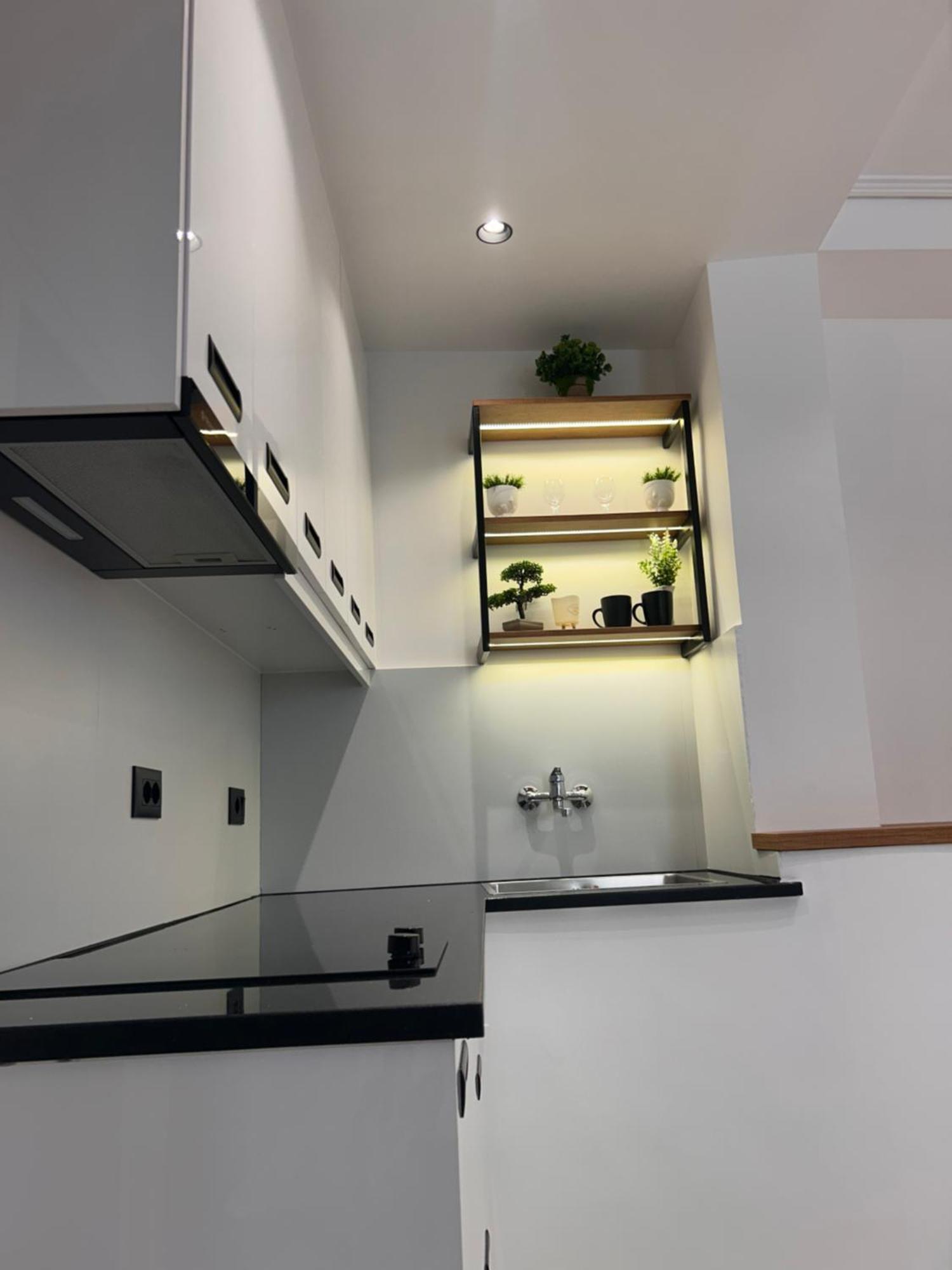 Crown Apartment Sarande Exterior photo